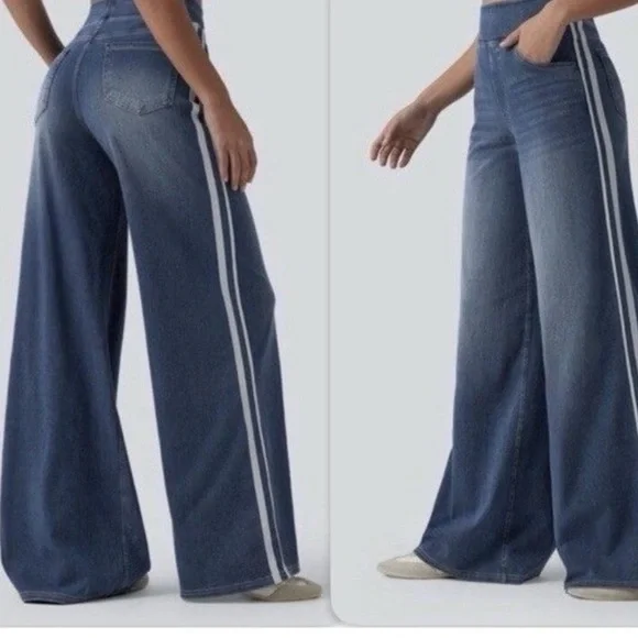 HALARA Blue Wide-Leg Jeans with White Accent - Picture 2 of 9